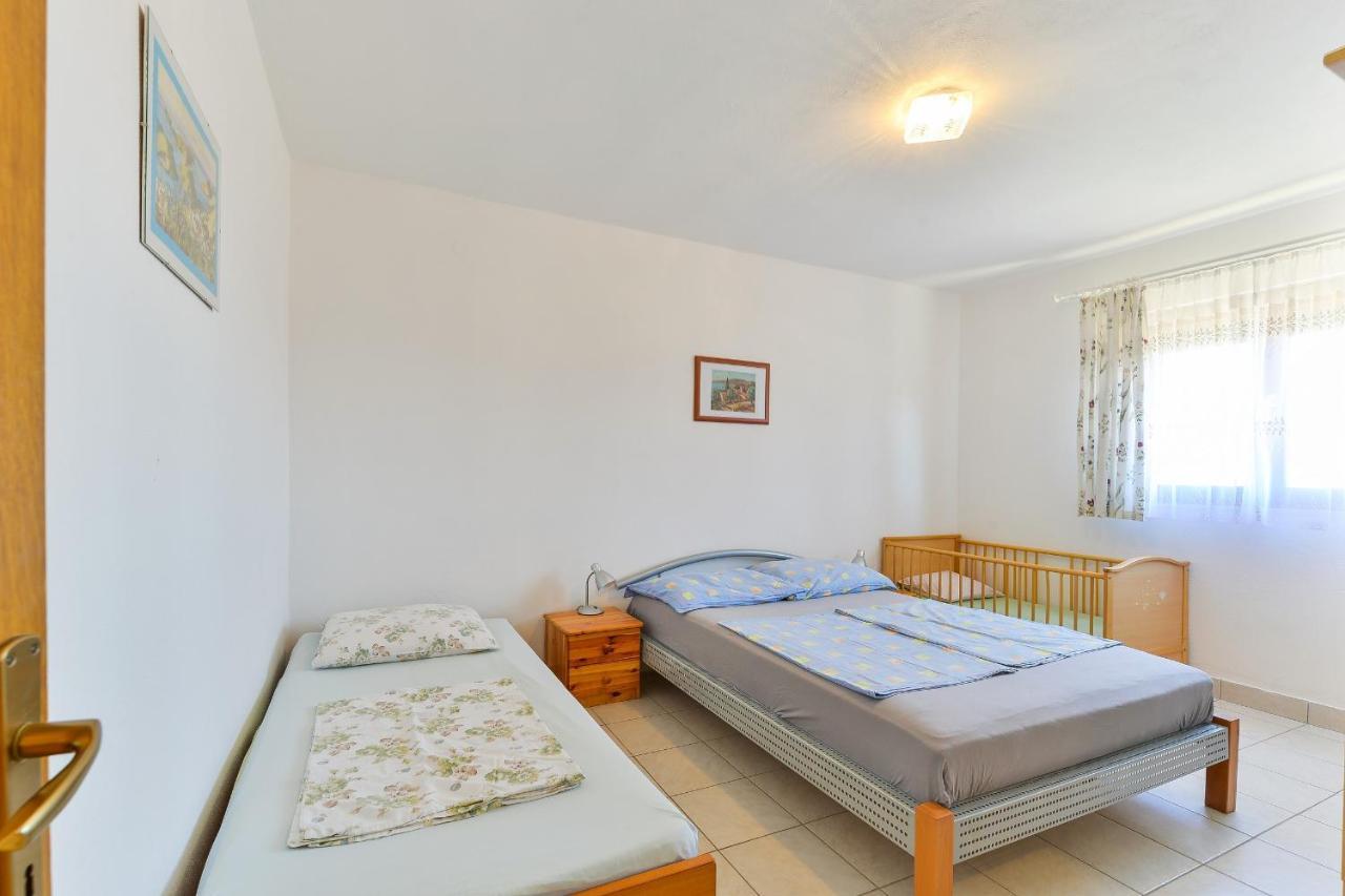 Apartments Gogoljak Вир Екстер'єр фото