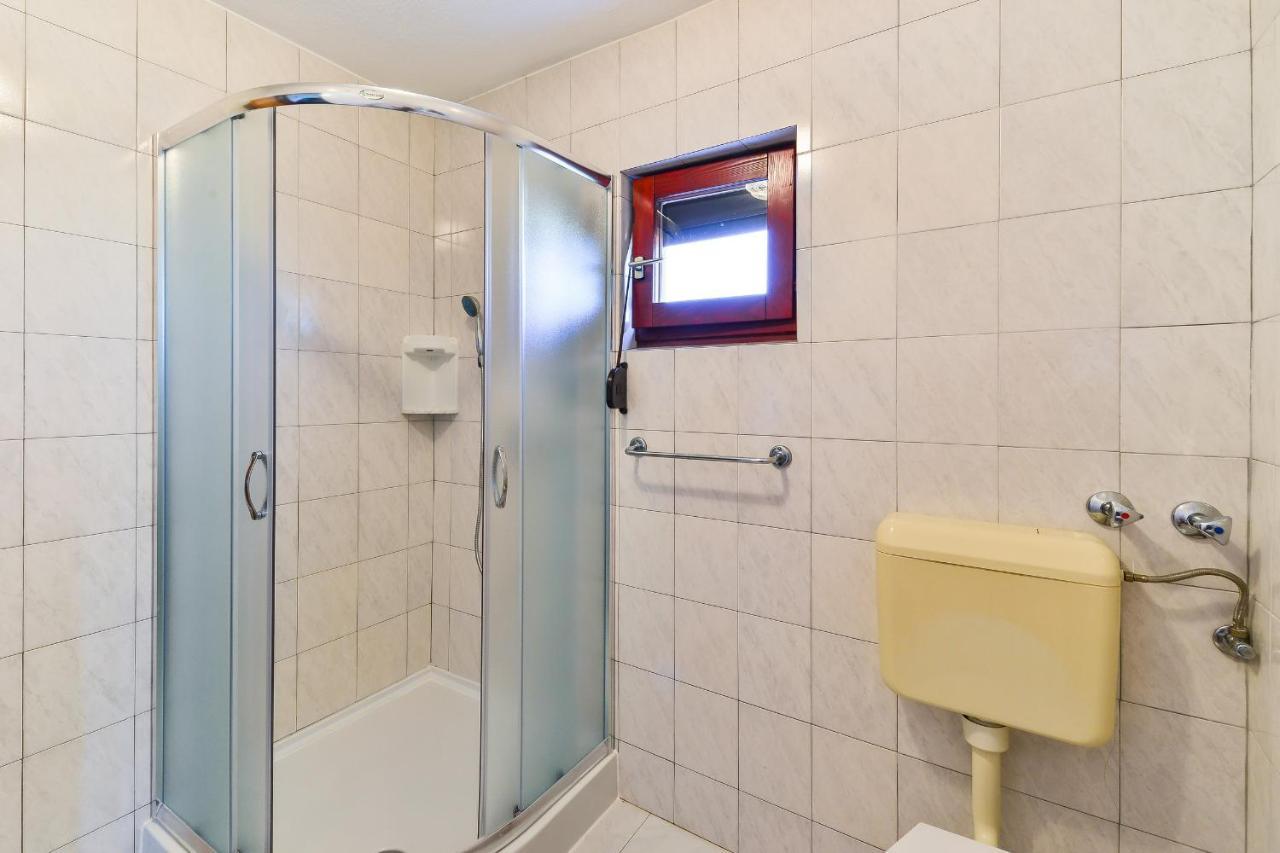 Apartments Gogoljak Вир Екстер'єр фото