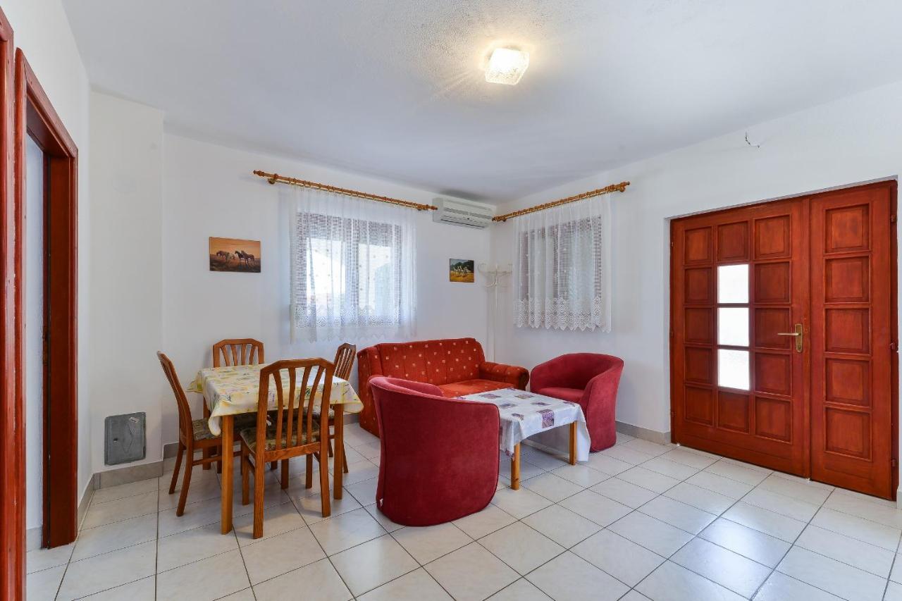 Apartments Gogoljak Вир Екстер'єр фото