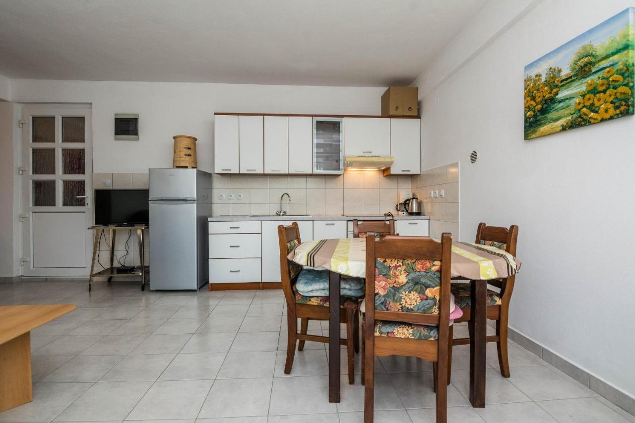 Apartments Gogoljak Вир Екстер'єр фото
